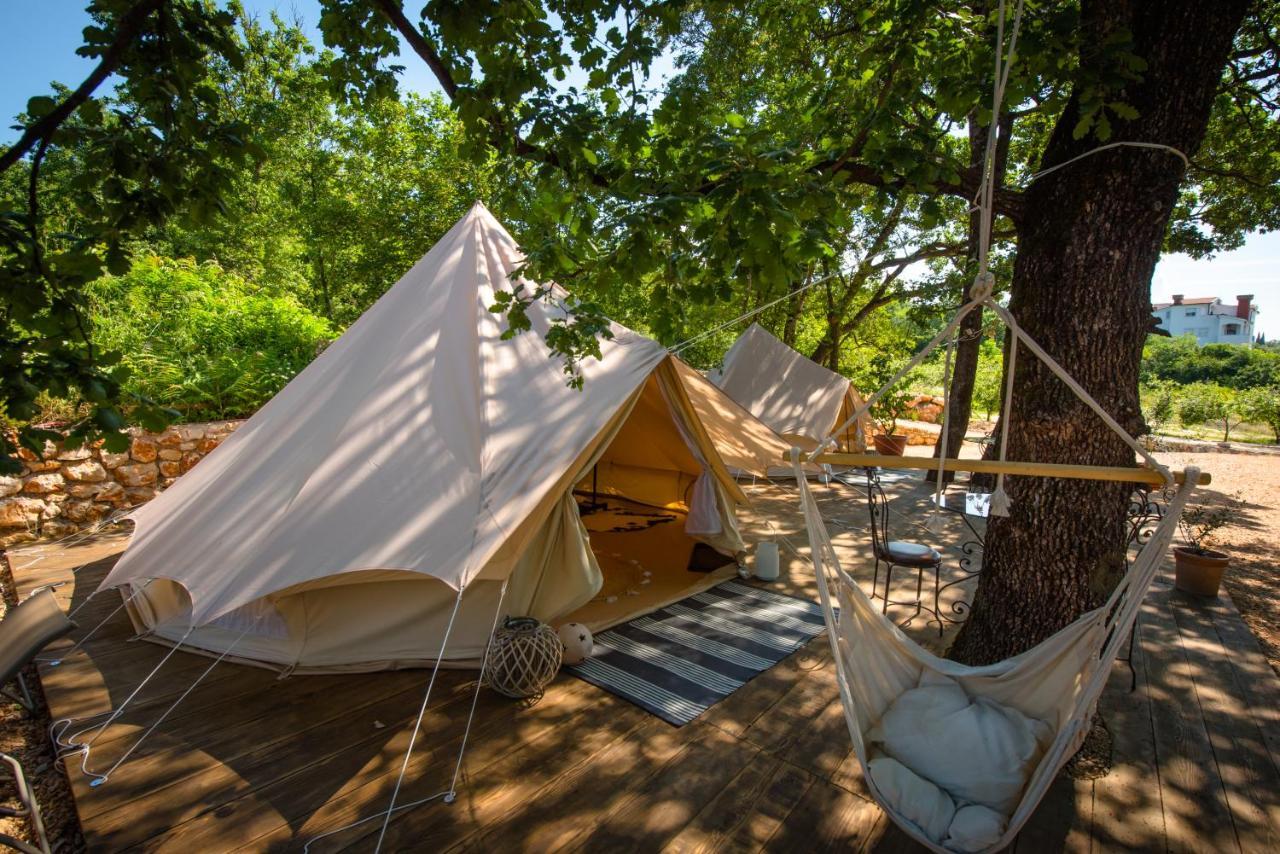 Готель Rock Oak Glamping 3 Імотскі Екстер'єр фото